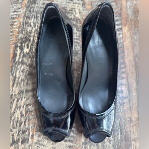 Stuart Weitzman Glossy Black Heels